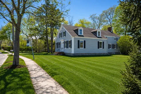 $3,395,000 | 338 Main Street, Sag Harbor, NY 11963