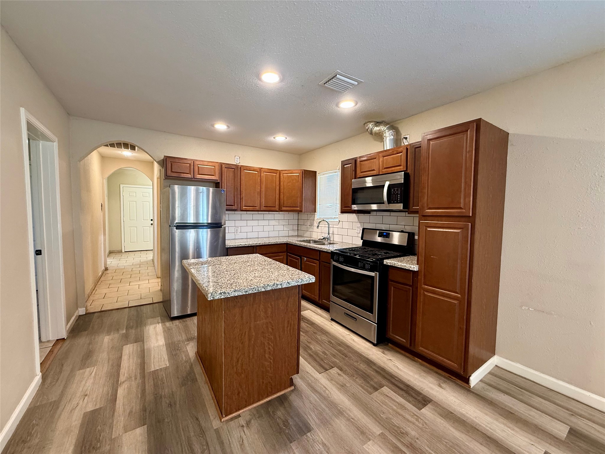 429 West 2nd Street Freeport, TX 77541 - Photo 7 of 49