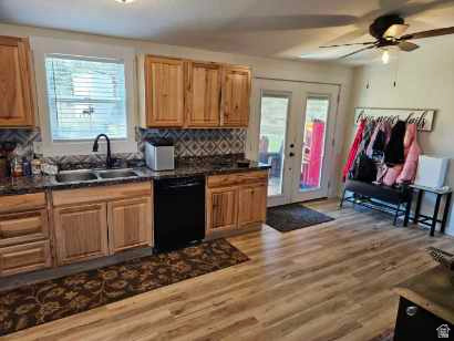 36652 Highway 40 Duchesne, UT 84021 - Photo 8 of 33