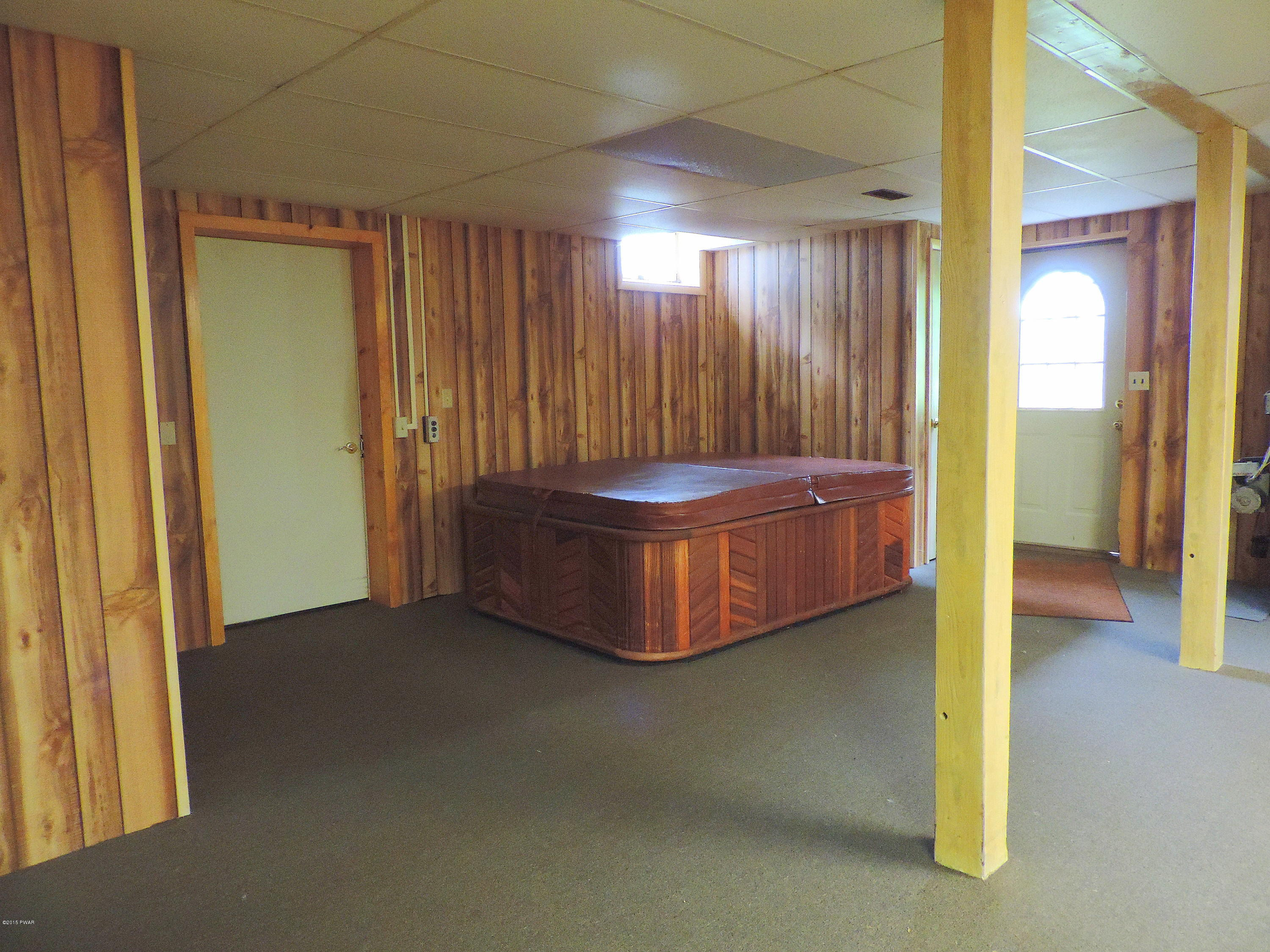 124 Kleinhans Road Hawley, PA 18428 - Photo 19 of 40
