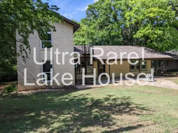 $3,395 | 7464 Love Circle, Fort Worth, TX 76135