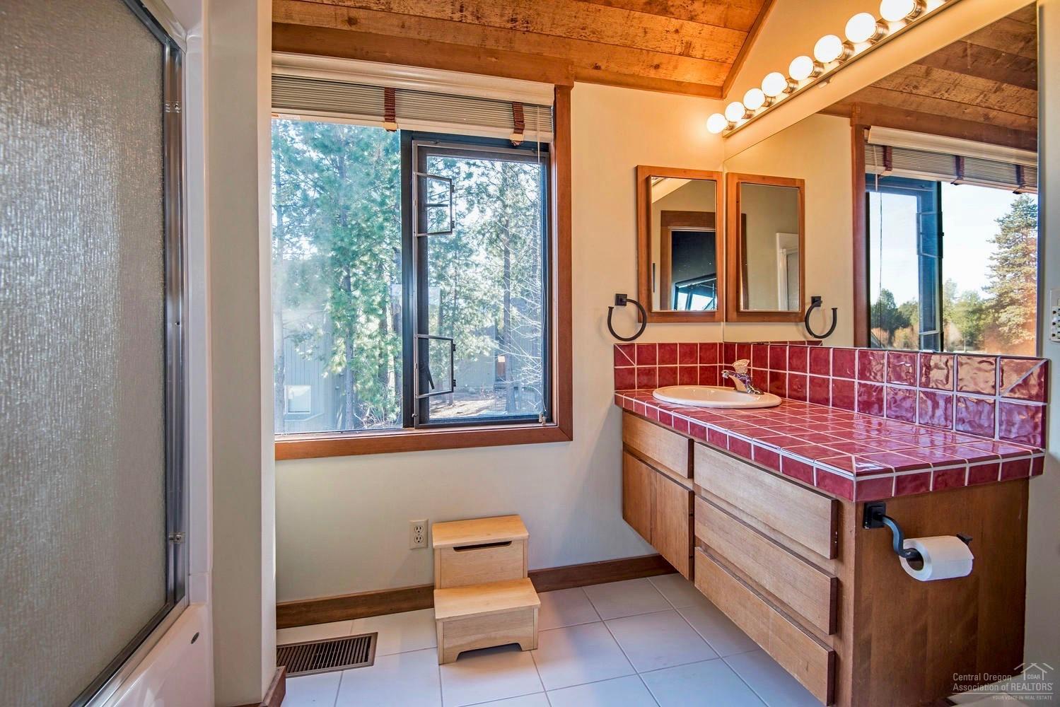 13400 Fox Tail, Unit 92BLA Black Butte Ranch, OR 97759 - Photo 12 of 25 Additional Photo