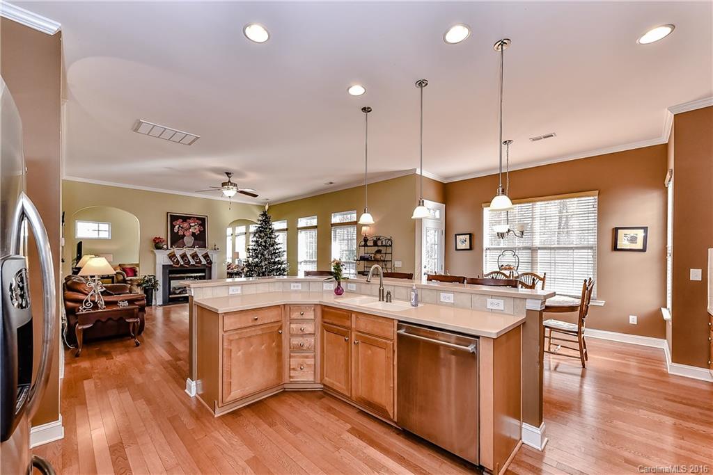 884 Treasure Court Fort Mill, SC 29708 - Photo 6 of 24