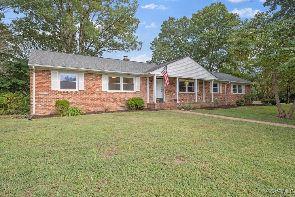 11511 Rochelle Road Chester, VA 23831 - Photo 2 of 32 front view of a house with a yard