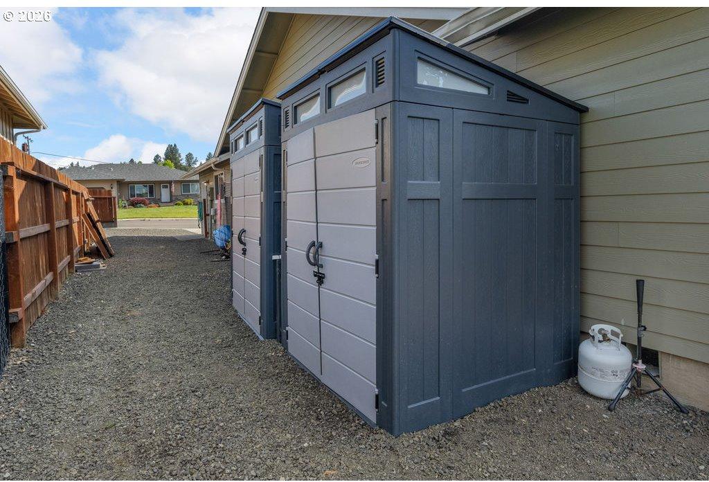 170 Addison Avenue Sutherlin, OR 97479 - Photo 38 of 39 Gallery Image 38