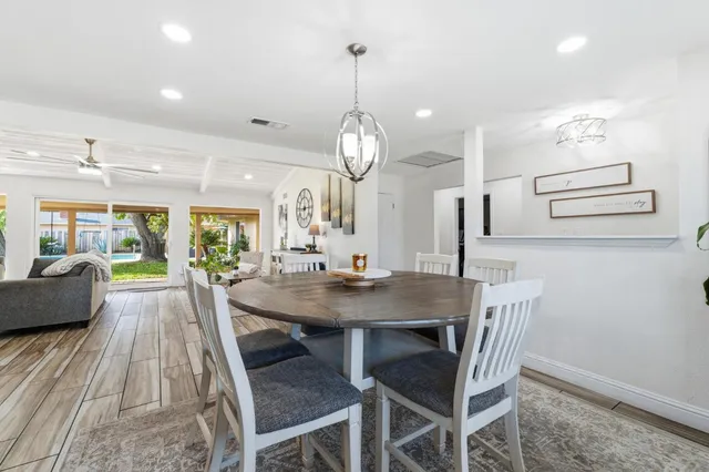 $930,000 | 1112 South Sunnyside Avenue, Fresno, CA 93727