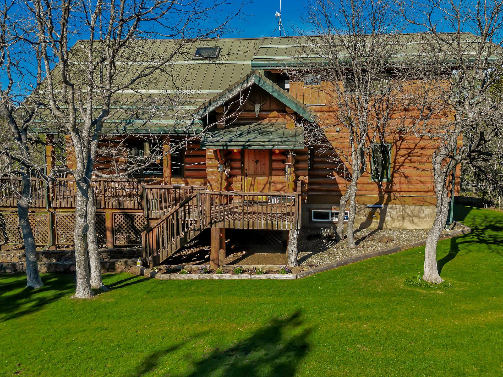 43007 Shoshoni Loop Fall River Mills, CA 96028 - Photo 14 of 87 43007ShoshoniLoop-36