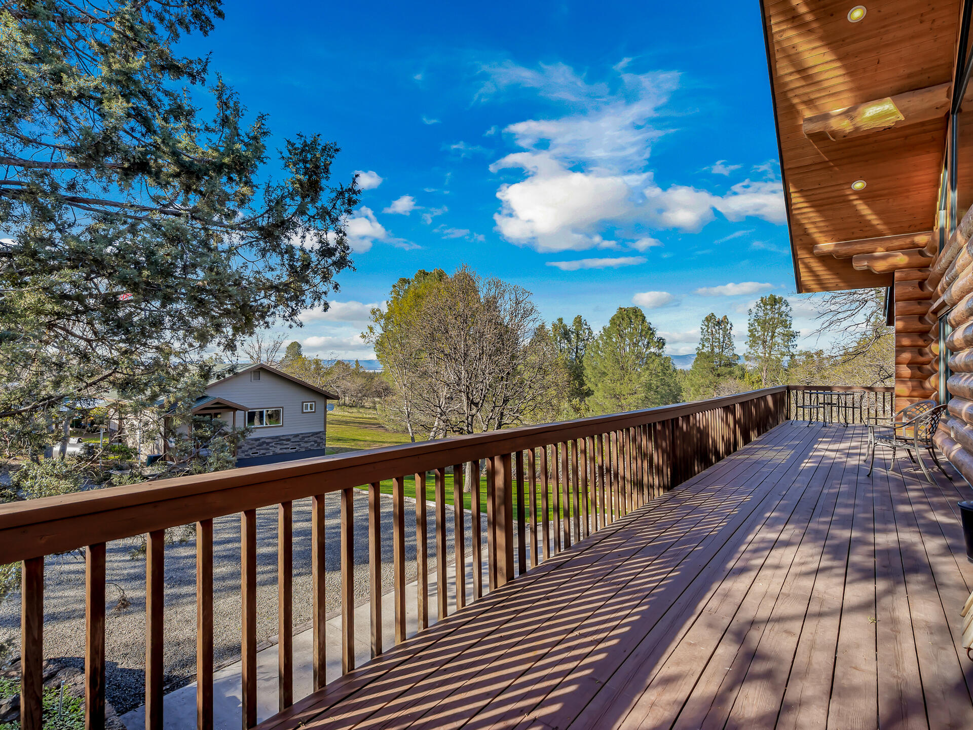 43007 Shoshoni Loop Fall River Mills, CA 96028 - Photo 20 of 87 43007ShoshoniLoop-28