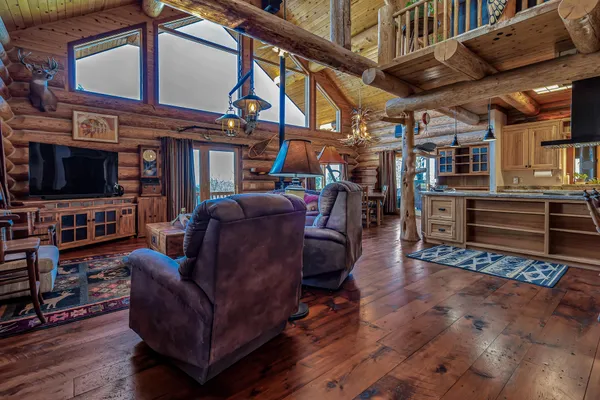 $724,000 | 43007 Shoshoni Loop, Fall River Mills, CA 96028