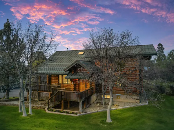 $724,000 | 43007 Shoshoni Loop, Fall River Mills, CA 96028