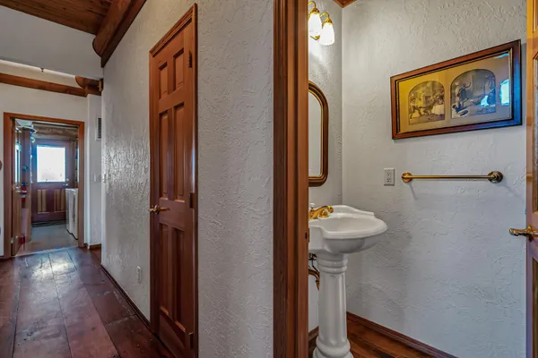 $724,000 | 43007 Shoshoni Loop, Fall River Mills, CA 96028