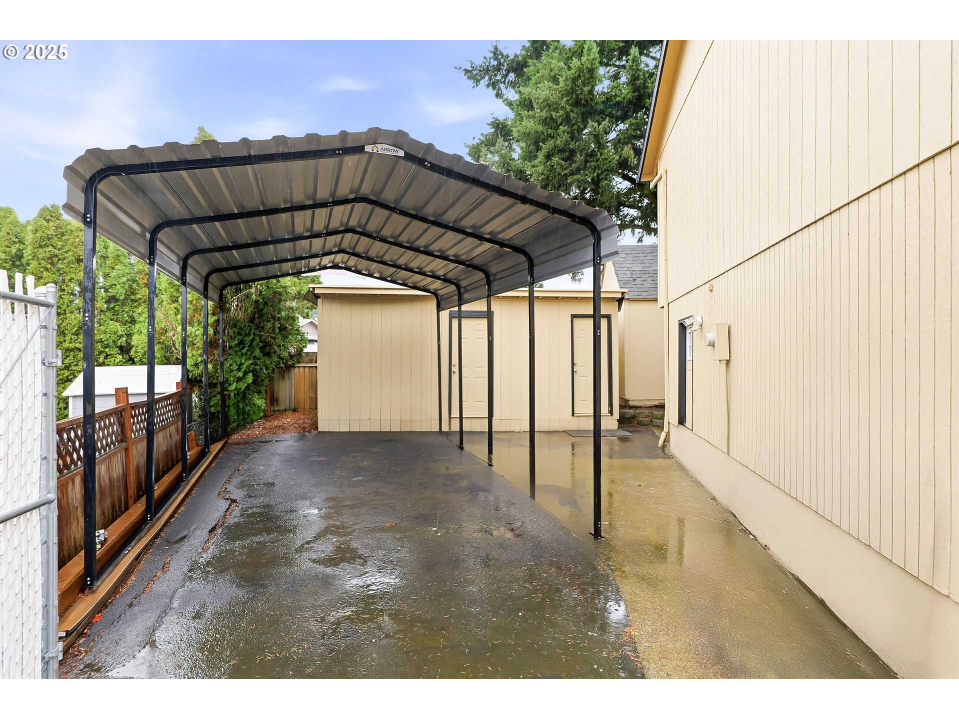 2185 Southwest 9th Court Gresham, OR 97080 - Photo 21 of 28 a view of a outdoor space