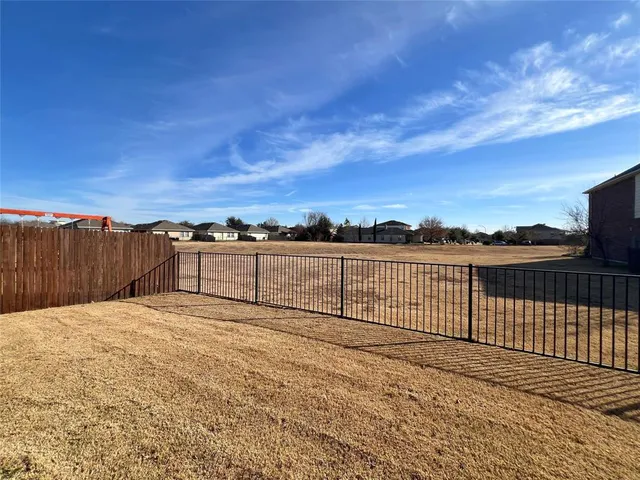$2,450 | 5744 Moon Flower Court, Fort Worth, TX 76244
