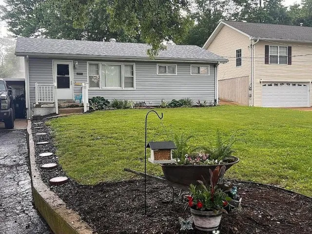 $199,999 | 10558 Hobday Avenue, St. Ann, MO 63074