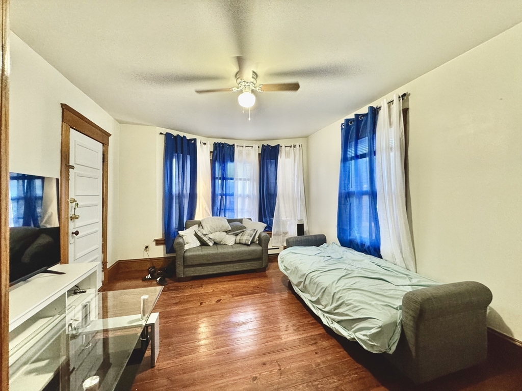 427 Orange Street Springfield, MA 01108 - Photo 30 of 39