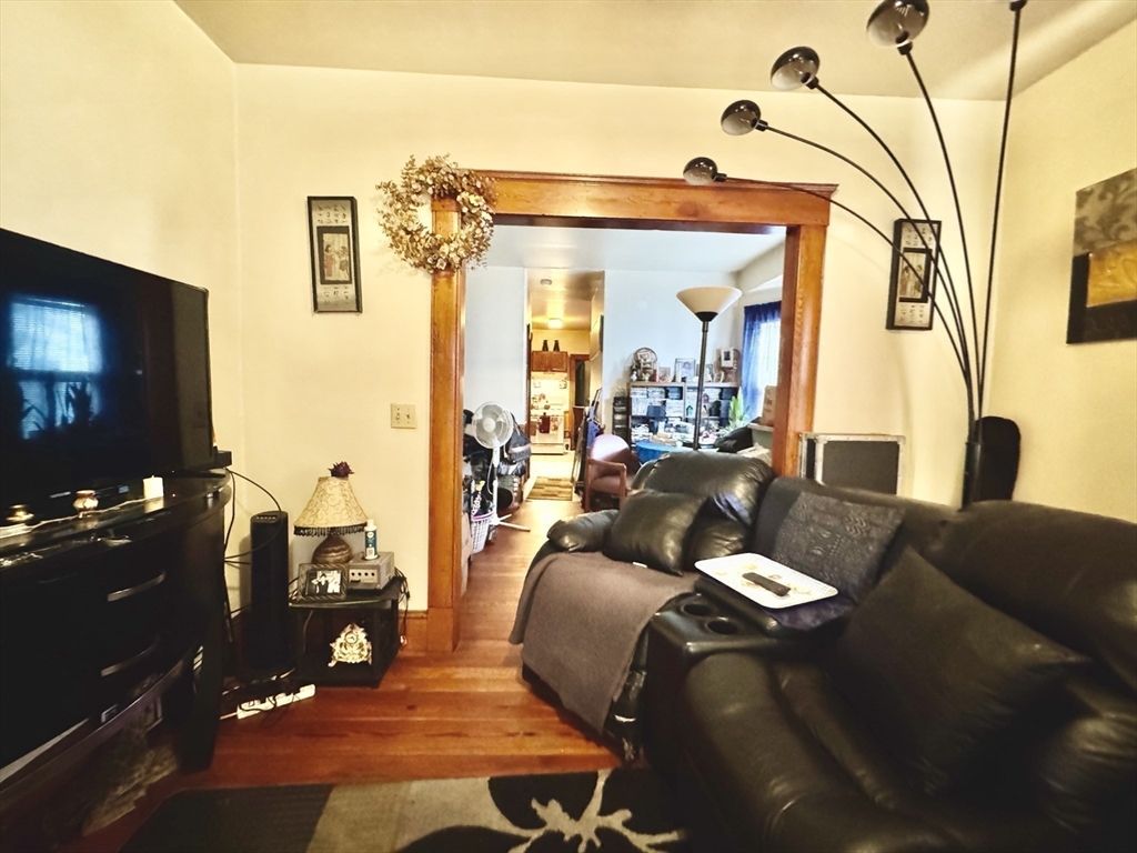 427 Orange Street Springfield, MA 01108 - Photo 31 of 39