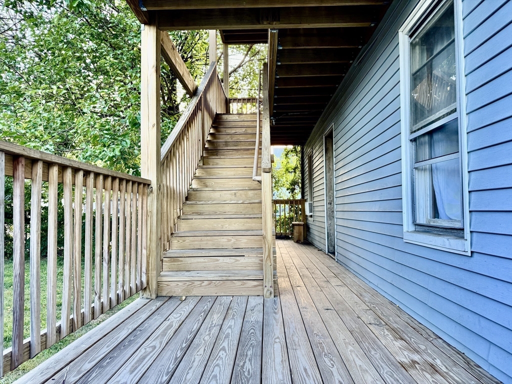 427 Orange Street Springfield, MA 01108 - Photo 36 of 39