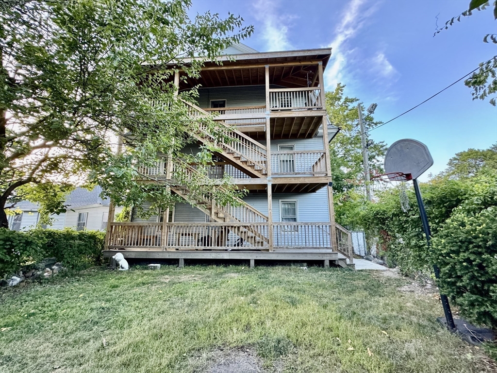 427 Orange Street Springfield, MA 01108 - Photo 37 of 39