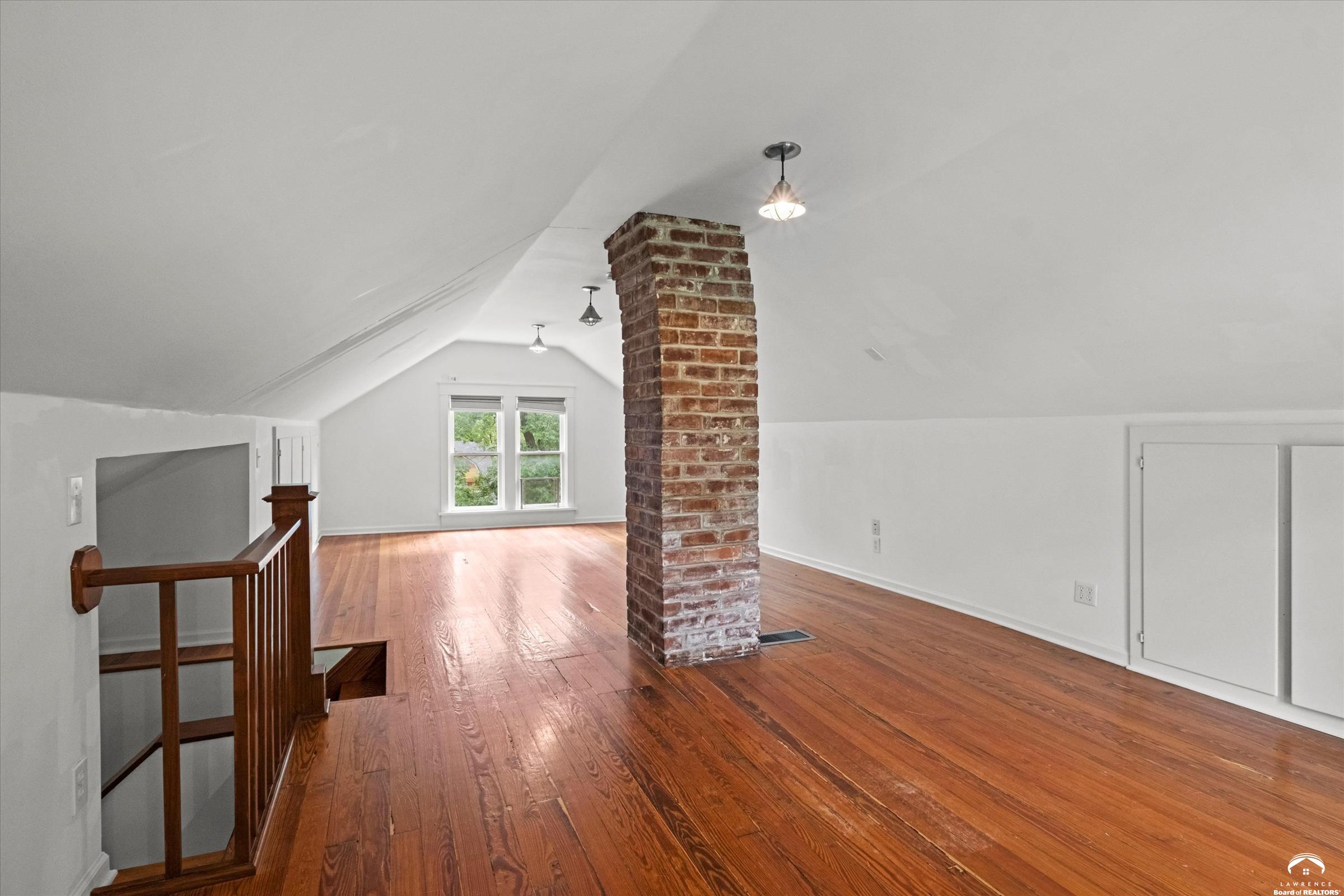 817 Maine Street Lawrence, KS 66044 - Photo 24 of 37