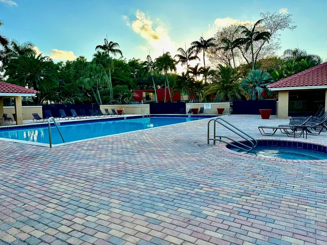 $2,450 | 8081 Severn Drive, Unit D, Boca Raton, FL 33433