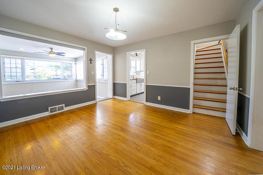 215 Alcott Road Louisville, KY 40207 - Photo 19 of 42 19