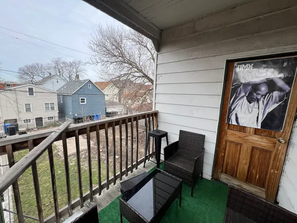 $190,000 | 8242 South Houston Avenue, Chicago, IL 60617