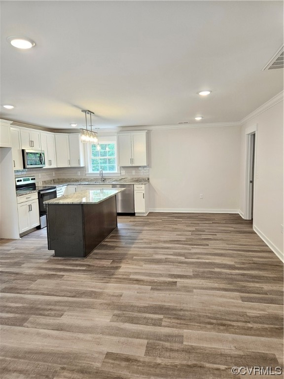 1124 Cheaneys Bridge Road Dunnsville, VA 22454 - Photo 6 of 12 Gallery Image 6