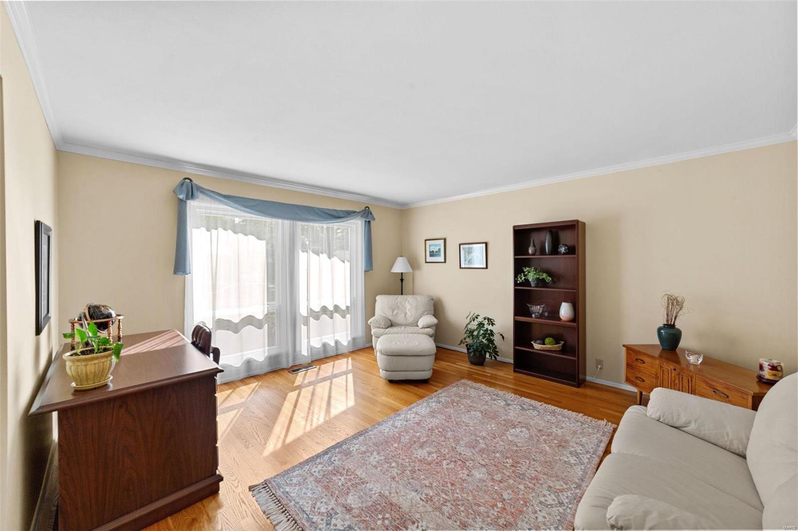 403 Tamarack Drive Ballwin, MO 63011 - Photo 11 of 42