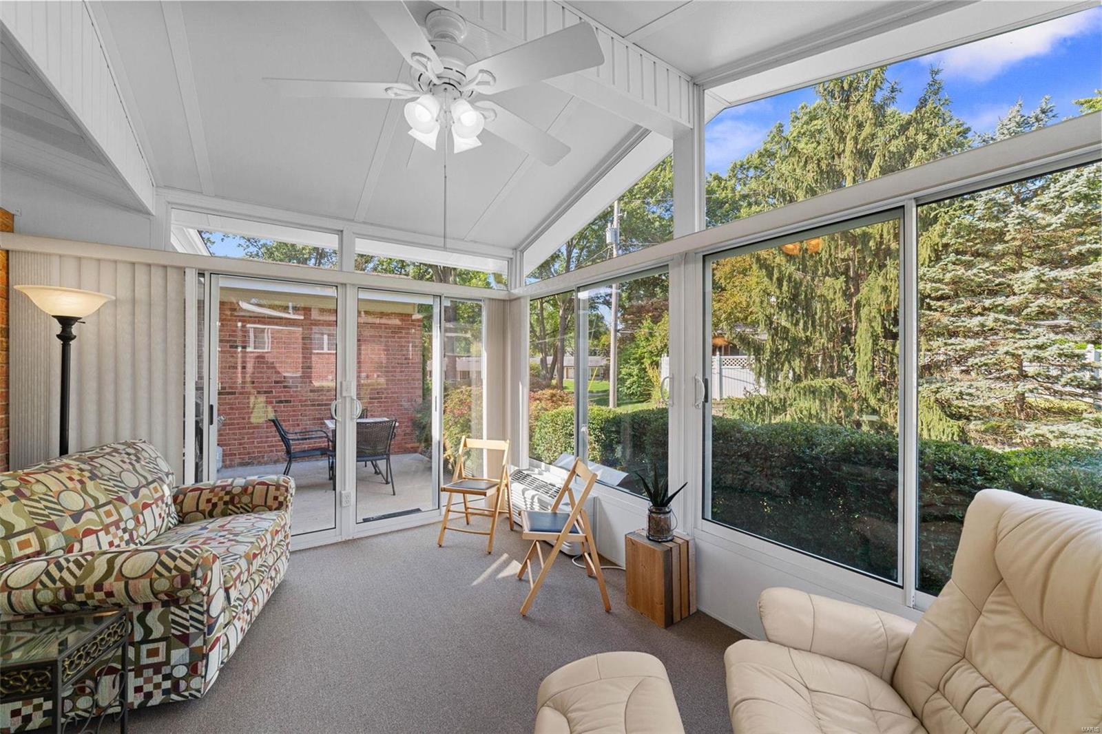 403 Tamarack Drive Ballwin, MO 63011 - Photo 15 of 42