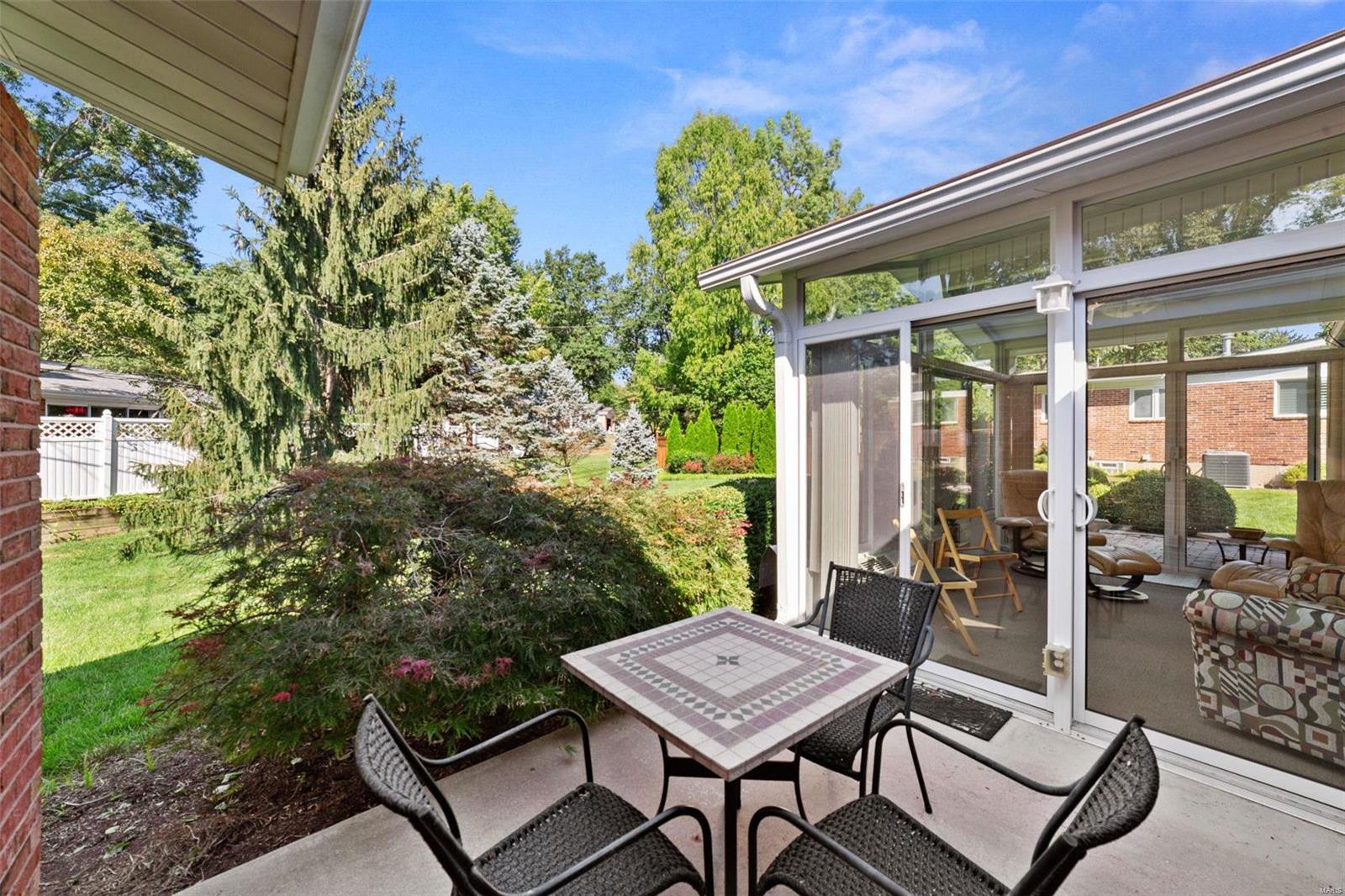 403 Tamarack Drive Ballwin, MO 63011 - Photo 17 of 42