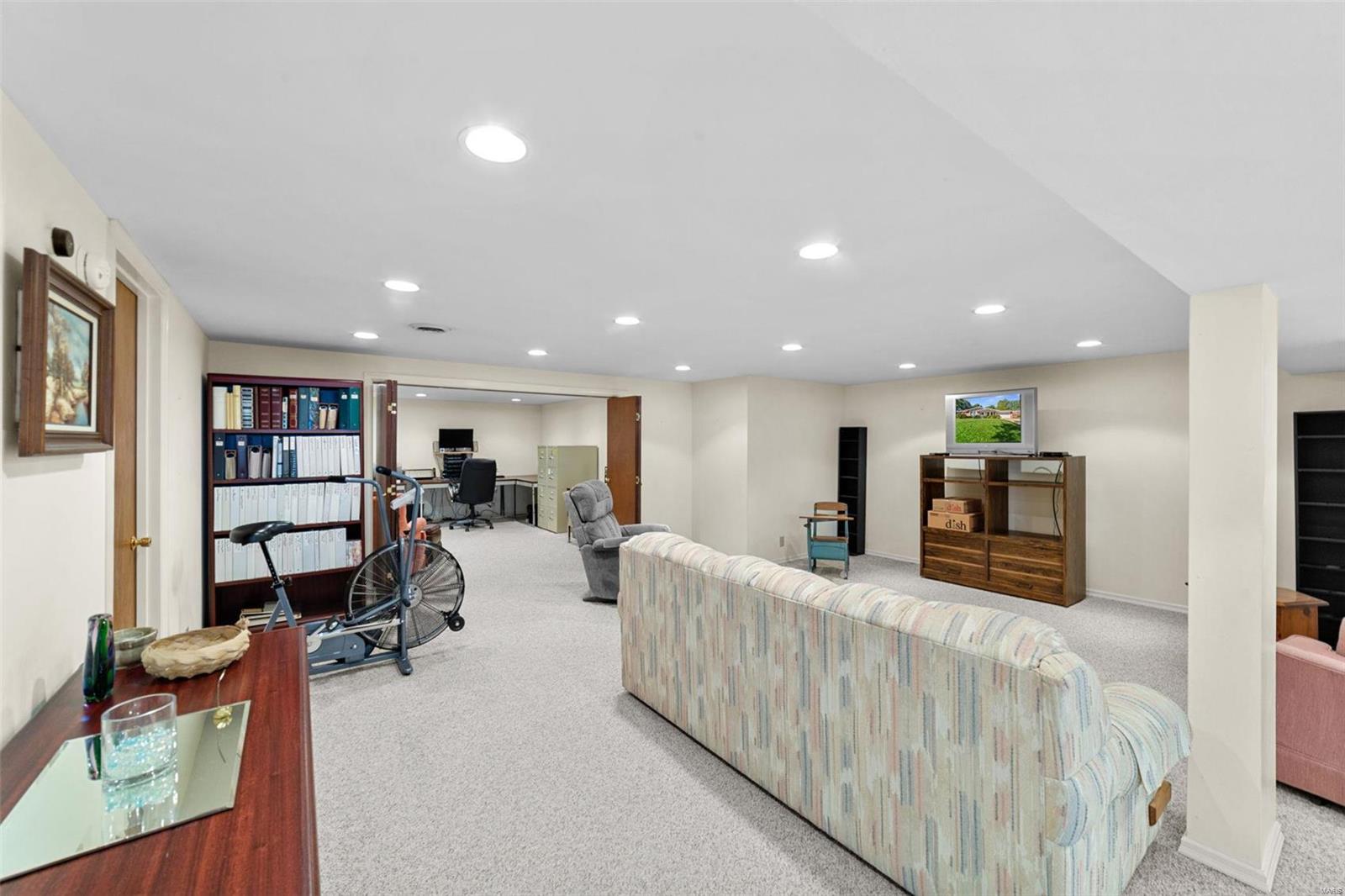 403 Tamarack Drive Ballwin, MO 63011 - Photo 32 of 42