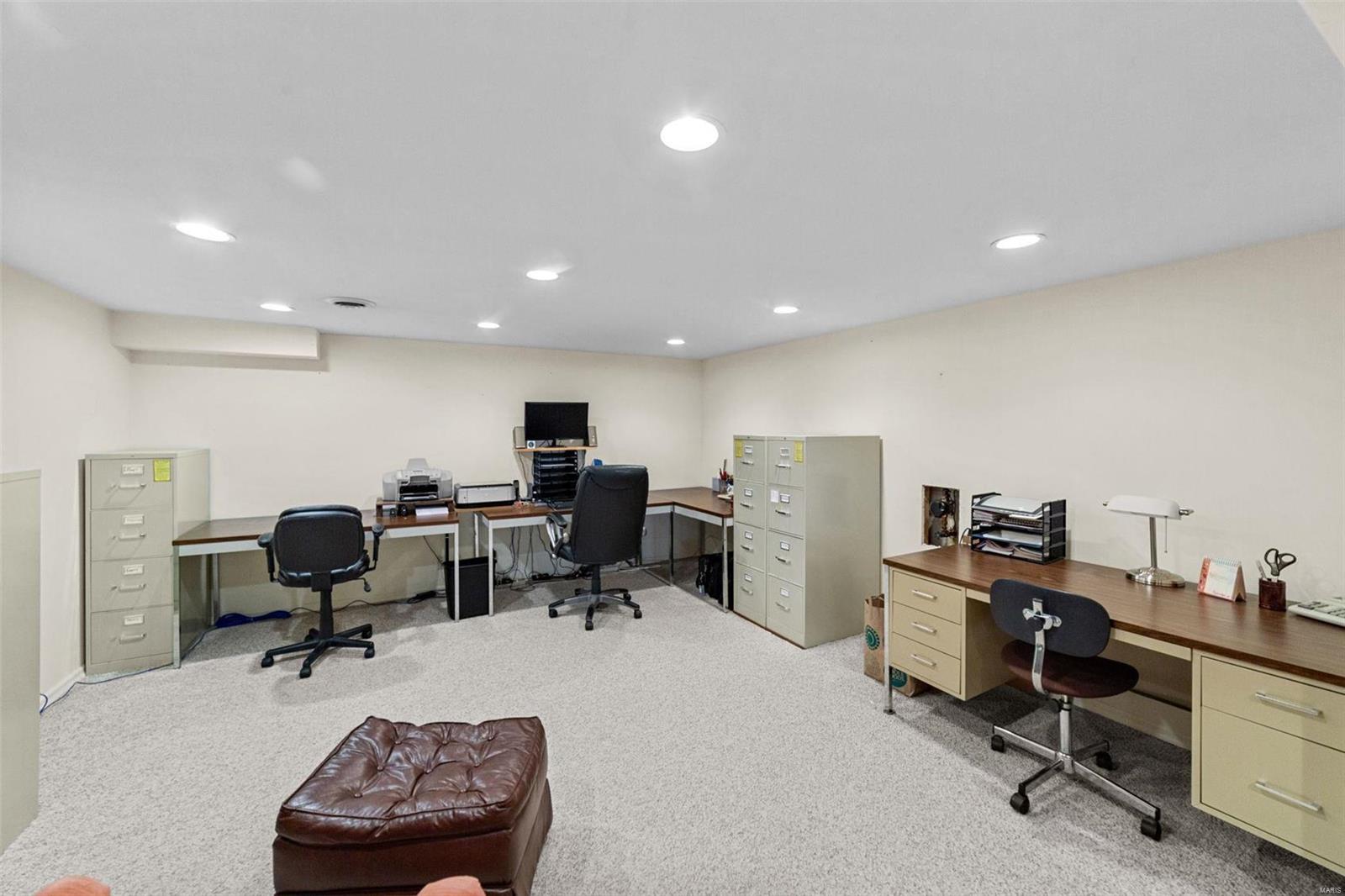 403 Tamarack Drive Ballwin, MO 63011 - Photo 34 of 42