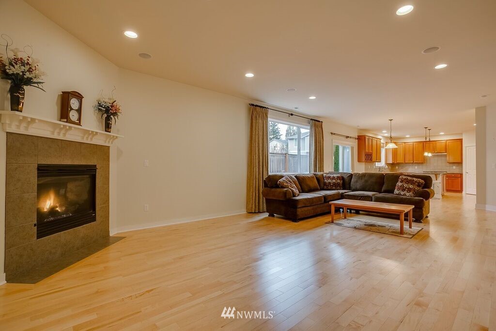 4027 219th Street Southeast Bothell, WA 98021 - Photo 13 of 25