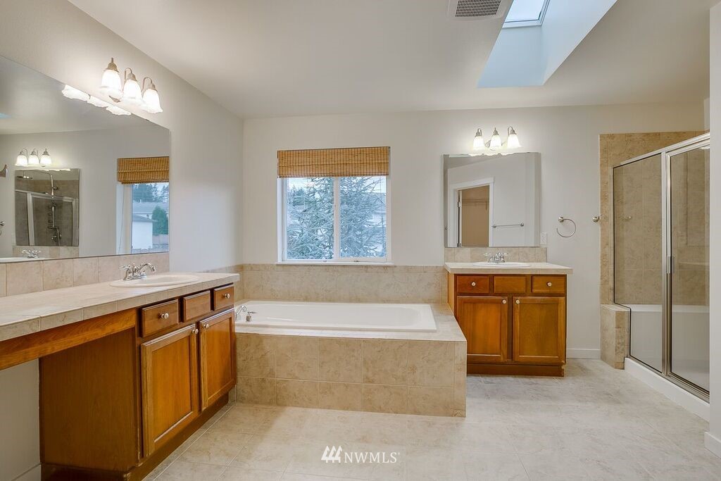 4027 219th Street Southeast Bothell, WA 98021 - Photo 16 of 25