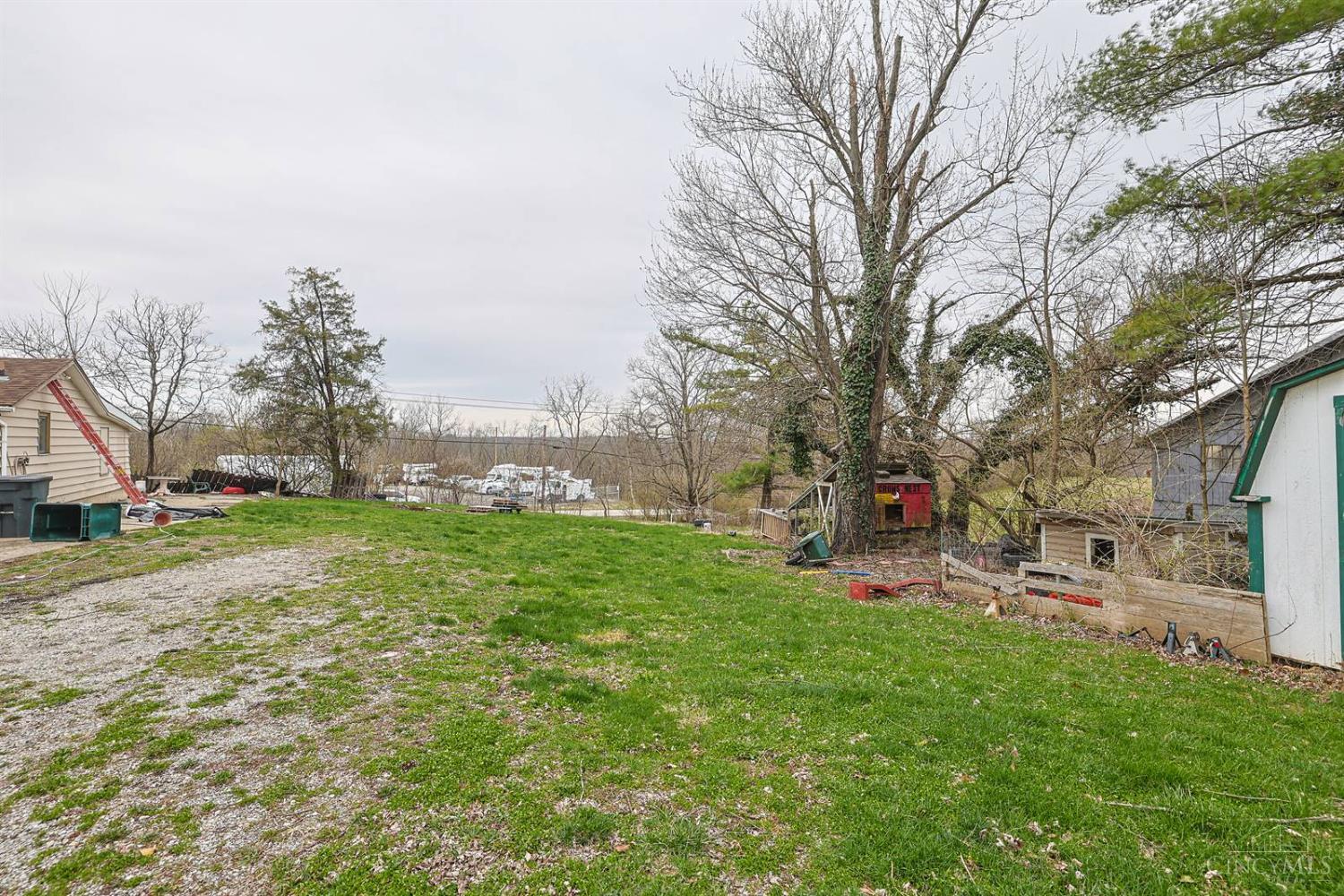 9017 West Road Cleves, OH 45002 - Photo 4 of 14