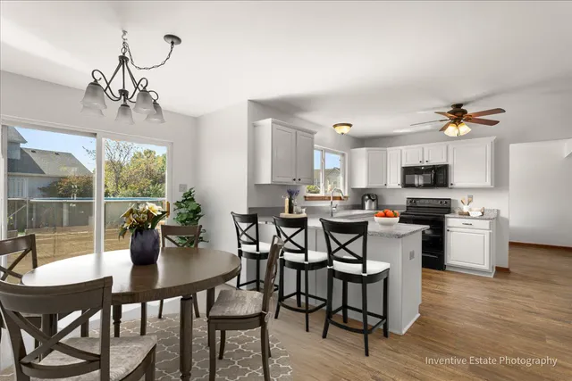 $398,000 | 26201 West Winding Oak Court, Channahon, IL 60410