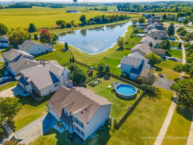 $398,000 | 26201 West Winding Oak Court, Channahon, IL 60410