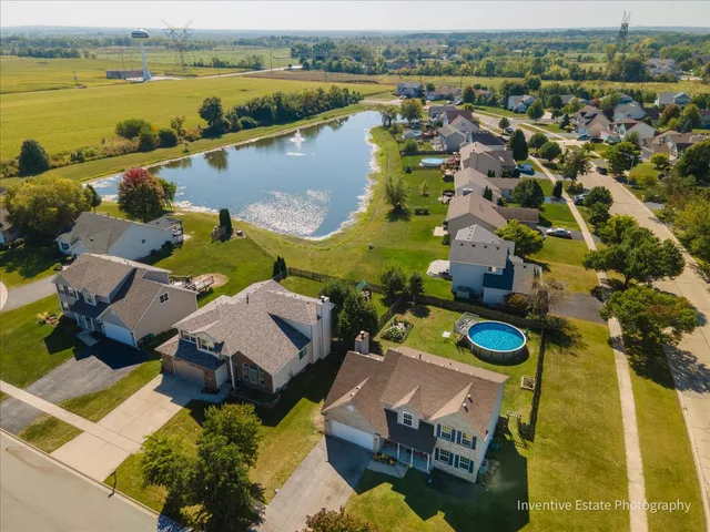 $398,000 | 26201 West Winding Oak Court, Channahon, IL 60410