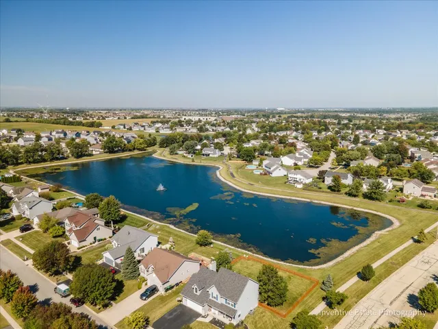 $398,000 | 26201 West Winding Oak Court, Channahon, IL 60410