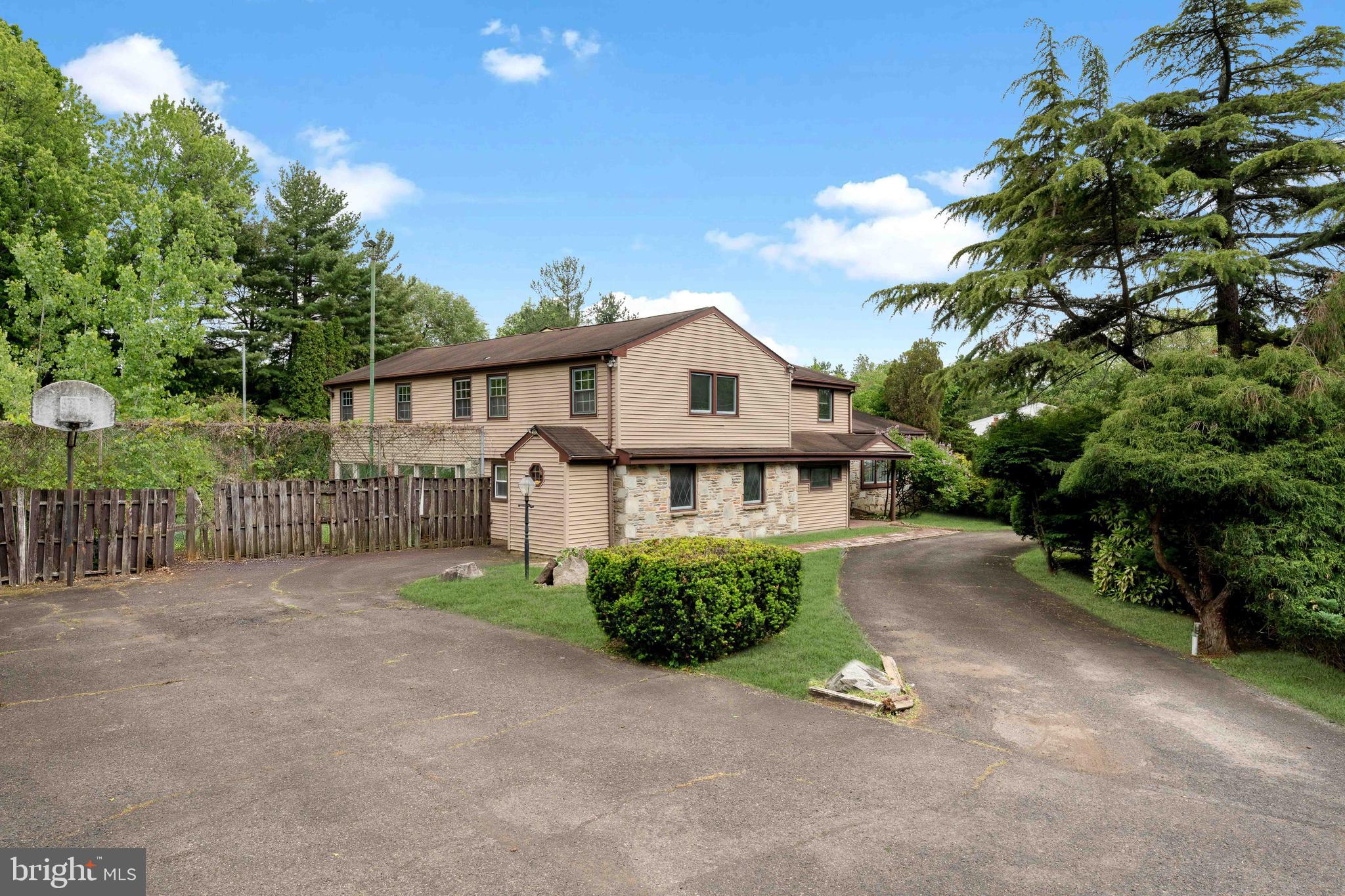 3873 Pine Road Huntingdon Valley, PA 19006 - Photo 3 of 49 Gallery Image 3