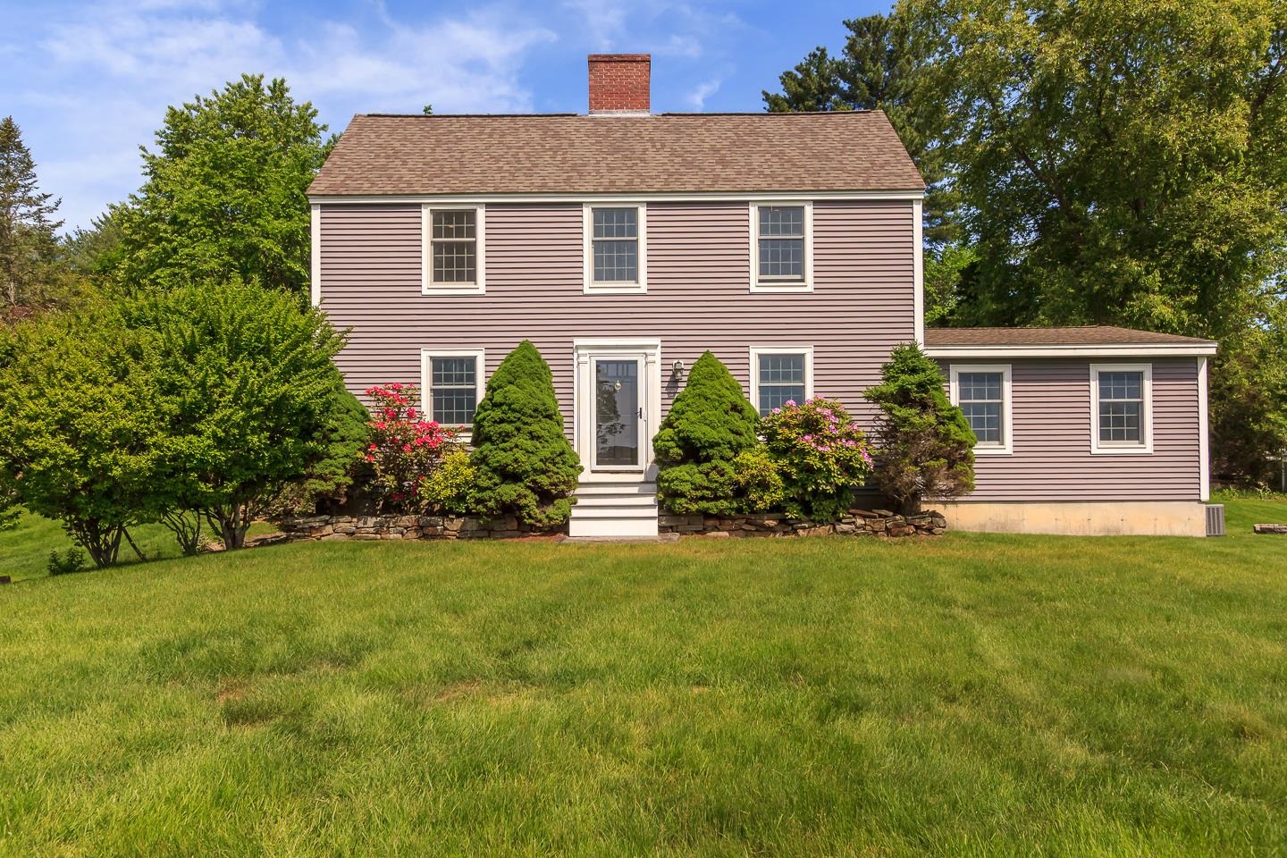 19 Cambridge Road Hampstead, NH 03841 - Photo 1 of 1 Gallery Image 1