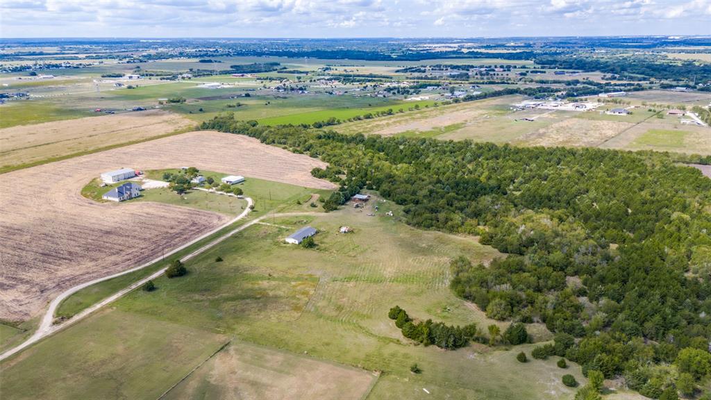 669 Wester Road Ferris, TX 75125 - Photo 2 of 6
