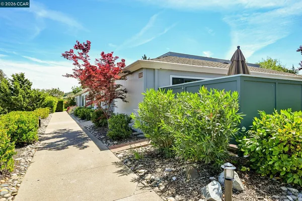 $668,000 | 2000 Pine Knoll Drive, Unit 2, Walnut Creek, CA 94595