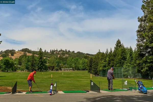 $668,000 | 2000 Pine Knoll Drive, Unit 2, Walnut Creek, CA 94595
