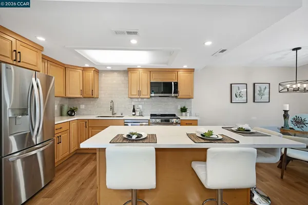 $668,000 | 2000 Pine Knoll Drive, Unit 2, Walnut Creek, CA 94595