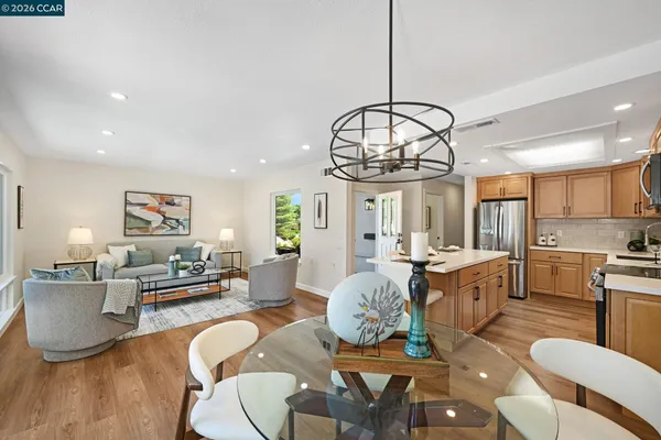$668,000 | 2000 Pine Knoll Drive, Unit 2, Walnut Creek, CA 94595