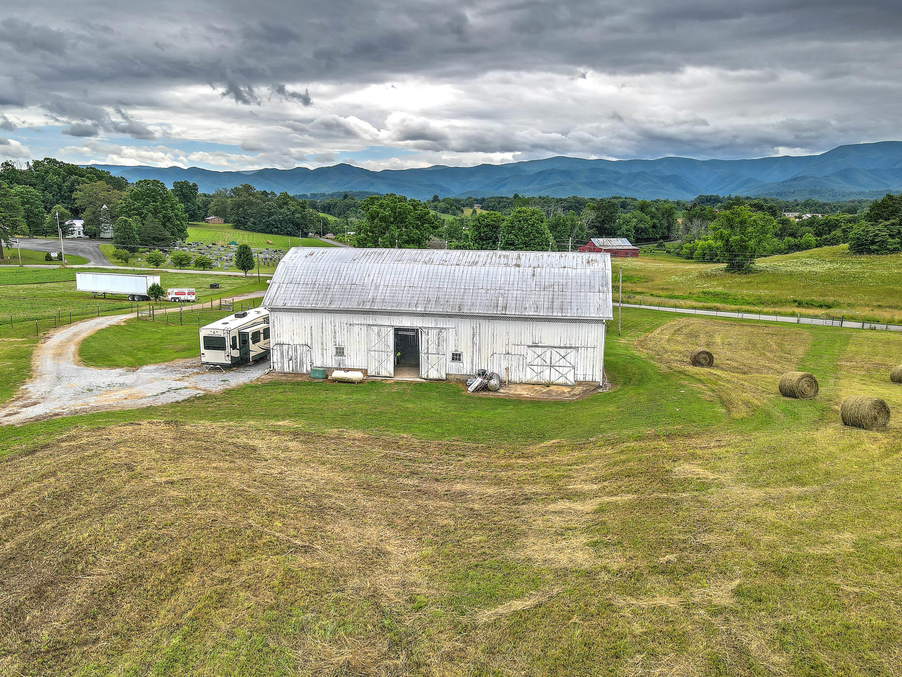 1108 Corby Bridge Road Chuckey, TN 37641 - Photo 28 of 55 826 Snapp Bridge Rd-9