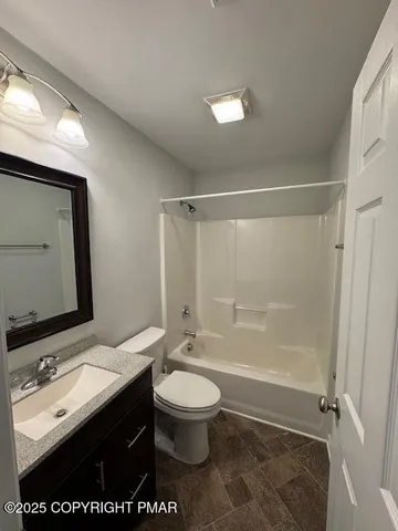 $2,400 | Undisclosed Address, East Stroudsburg, PA 18302