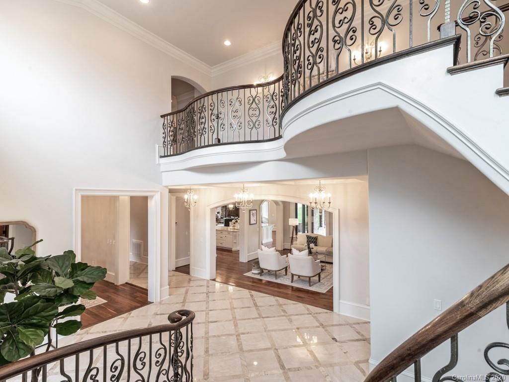 404 Eagle Bend Drive Waxhaw, NC 28173 - Photo 10 of 46 a view of a interior of house