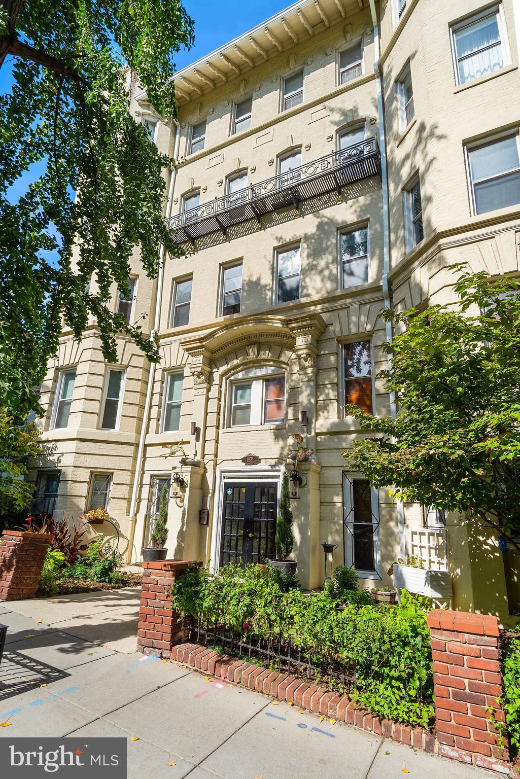 1831 Belmont Road Northwest, Unit 103 Washington, DC 20009 - Photo 3 of 23 Gallery Image 3